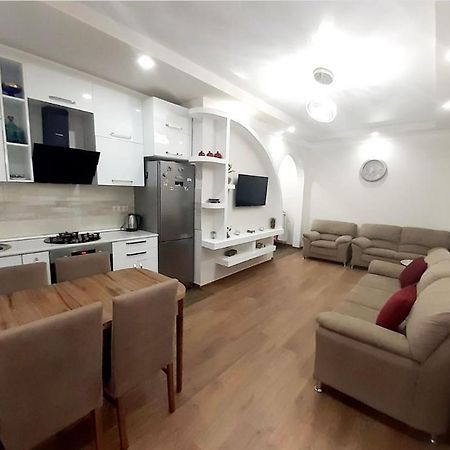 Apartamento Bn Apartmen'T Batumi Exterior foto